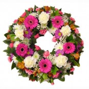 Pastel  open wreath